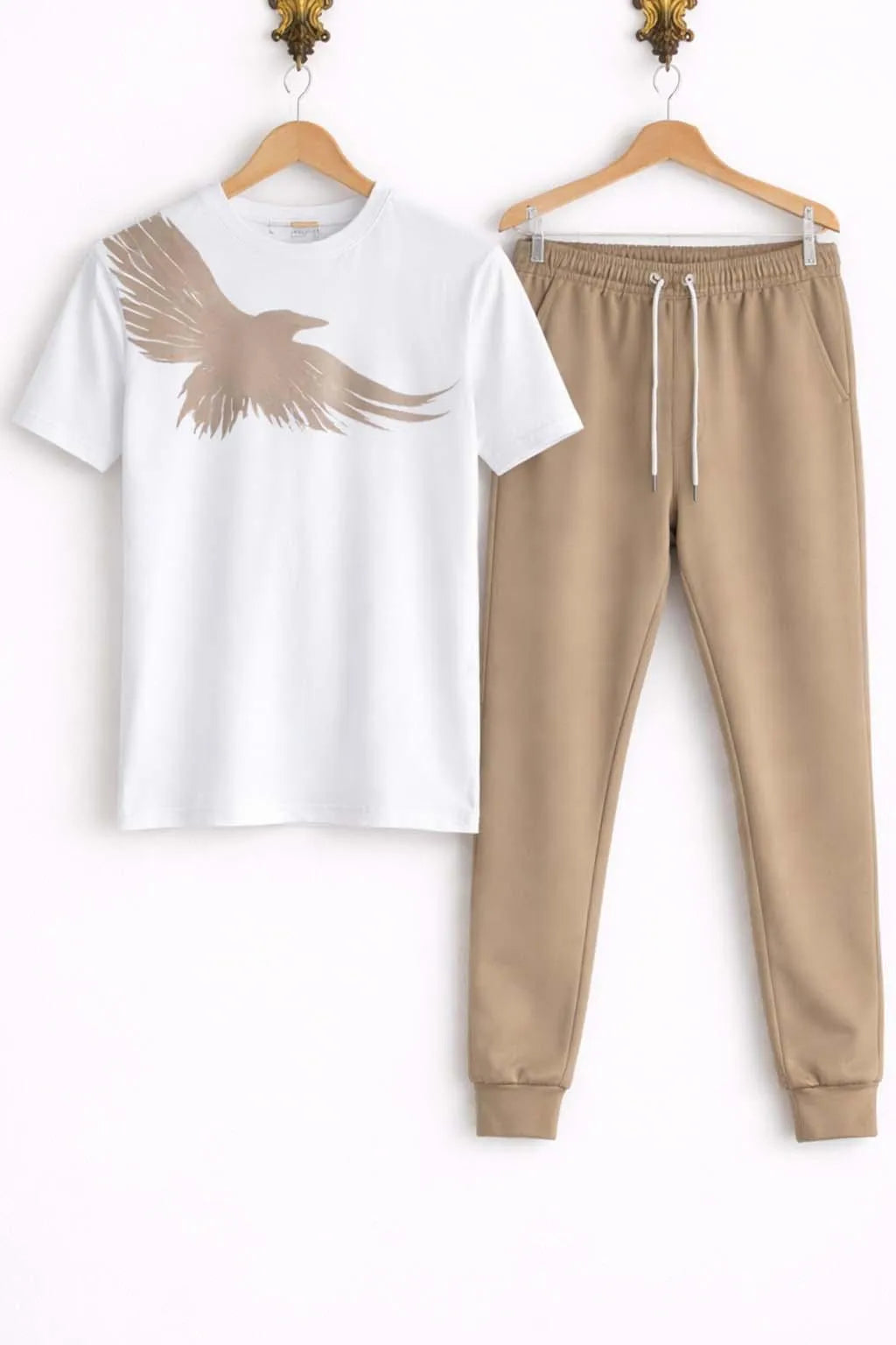 Men's Eagle Graphic T-Shirt & Khaki Jogger Tracksuit Set