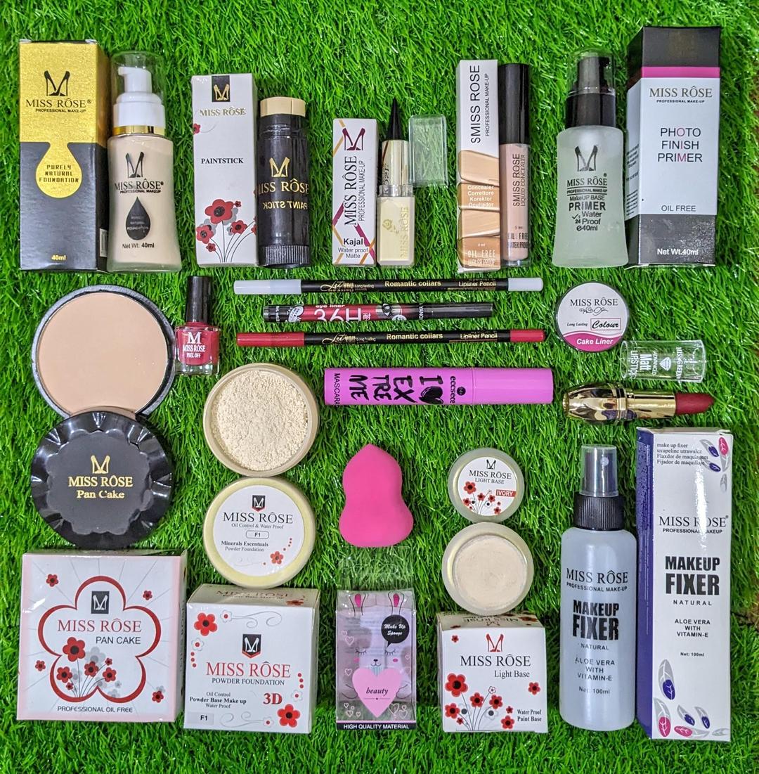 17 in 1 Makeup Deal - Miss Rose